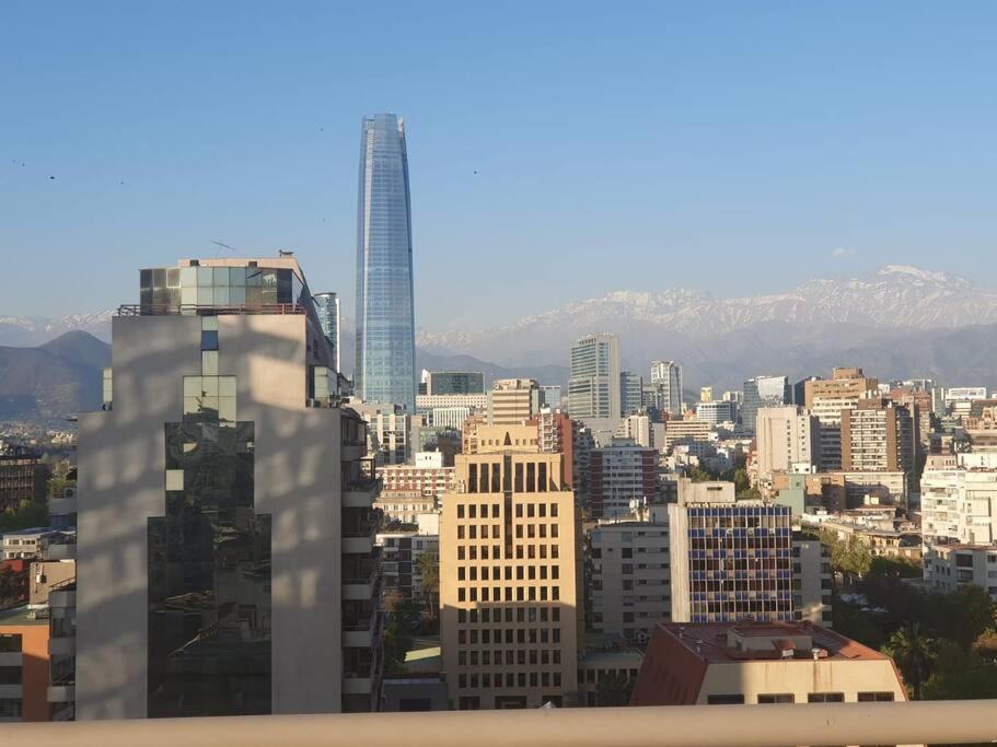 Providencia A Pasos Del Metro Pedro De Valdivia Apartment Santiago Exterior photo